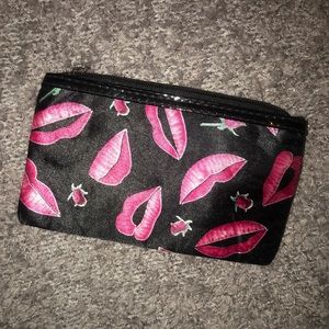 LAST CHANCE 3 DAYS LEFT!!! Kissy Face Makeup Bag